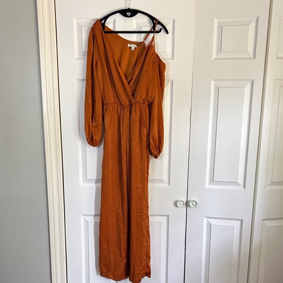 Chic Rust Jumpsuit - Picture 1 of 6